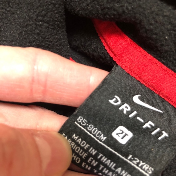 Nike dry fit toddler jacket - Picture 3 of 3